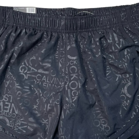 Calvin Klein Performance L black logo print 3” 2-pocket athletic running shorts - Picture 5 of 16